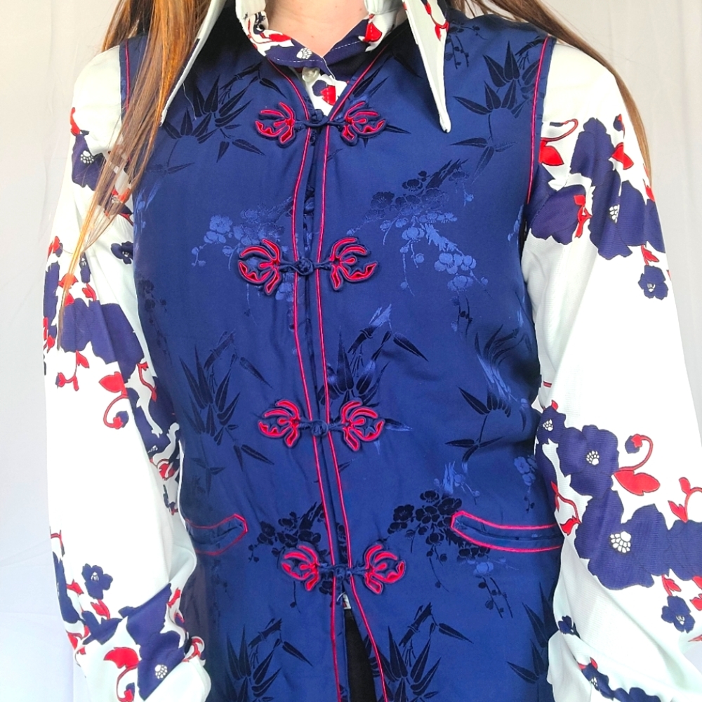 70s vintage Jade Latern silk vest